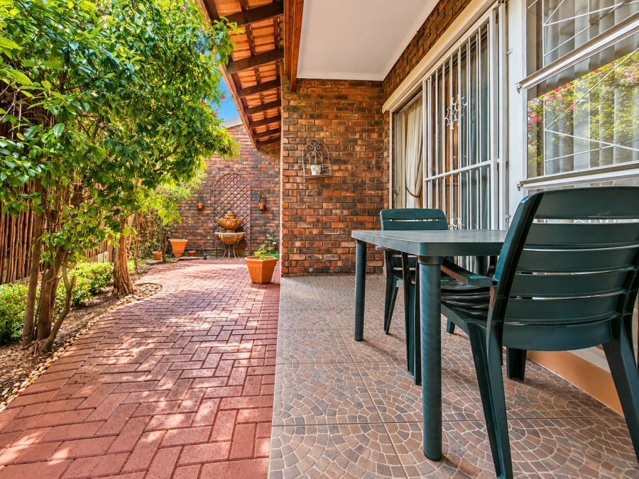 2 Bedroom Property for Sale in Three Rivers Gauteng