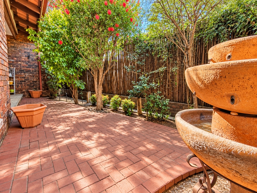 2 Bedroom Property for Sale in Three Rivers Gauteng