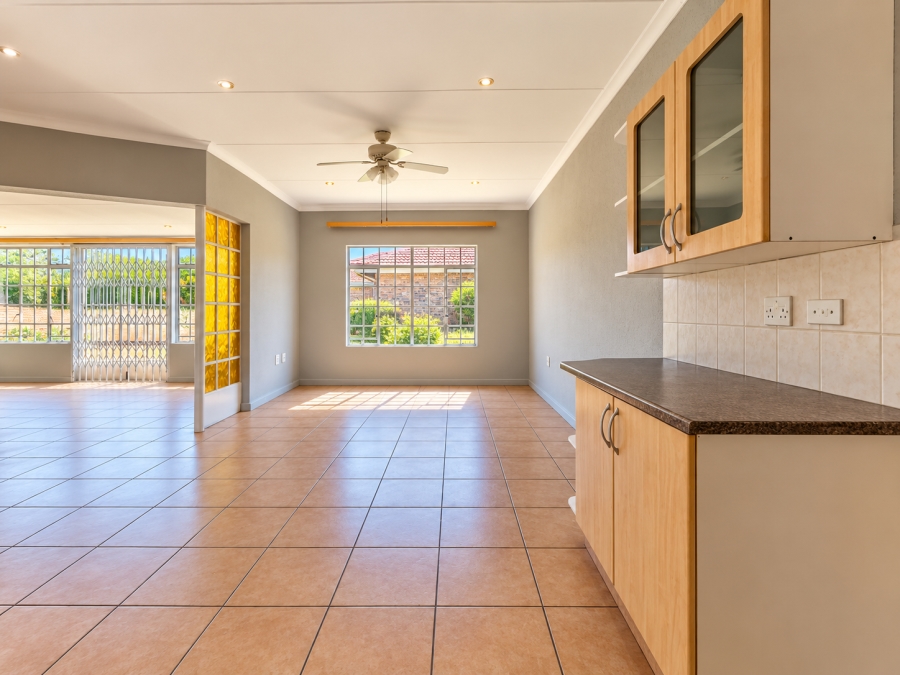 2 Bedroom Property for Sale in Three Rivers East Gauteng