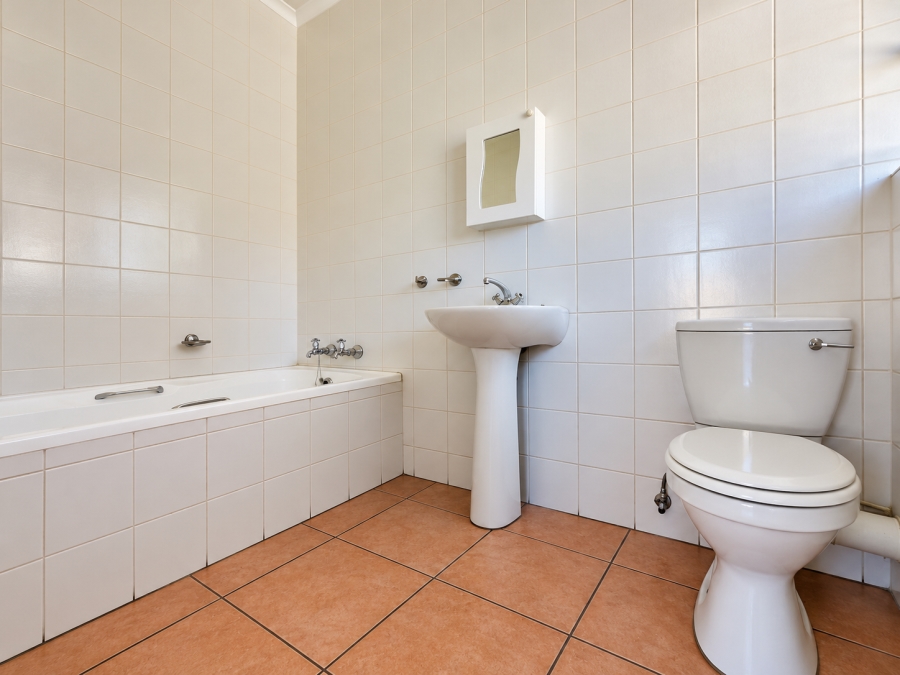2 Bedroom Property for Sale in Three Rivers East Gauteng