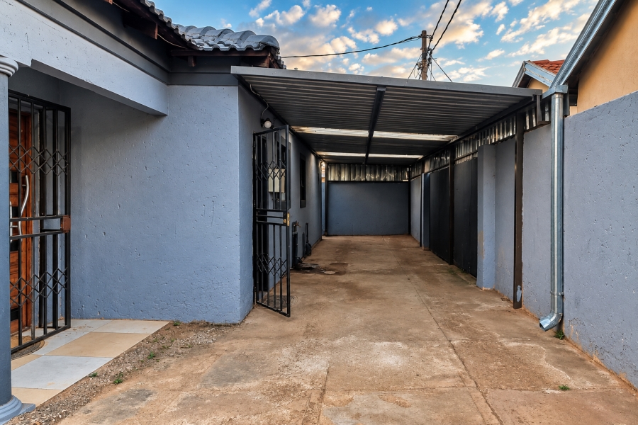3 Bedroom Property for Sale in Stretford Gauteng