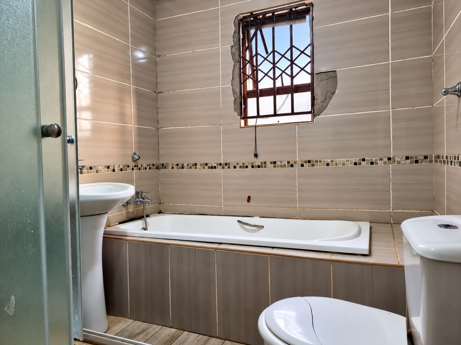 3 Bedroom Property for Sale in Stretford Gauteng