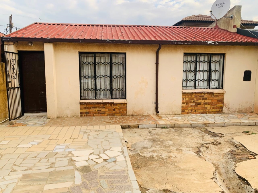 2 Bedroom Property for Sale in Tsakane Ext 11 Gauteng