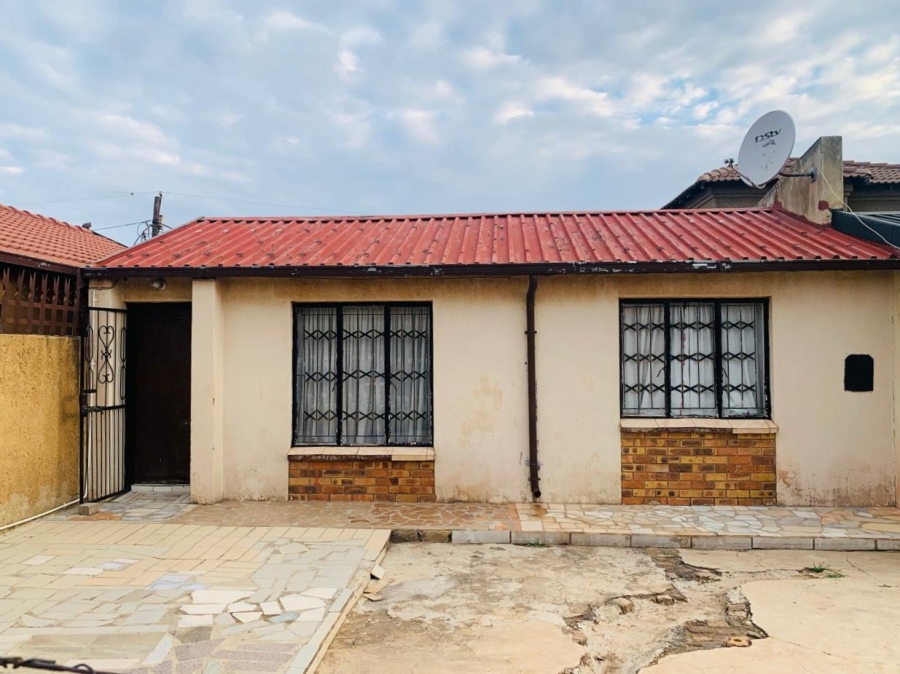 2 Bedroom Property for Sale in Tsakane Ext 11 Gauteng