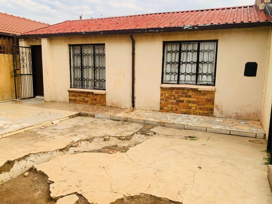 2 Bedroom Property for Sale in Tsakane Ext 11 Gauteng
