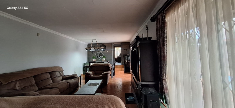 4 Bedroom Property for Sale in Bergsig Gauteng