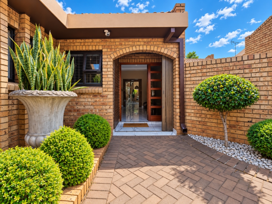 3 Bedroom Property for Sale in Vanderbijlpark SW 5 Gauteng
