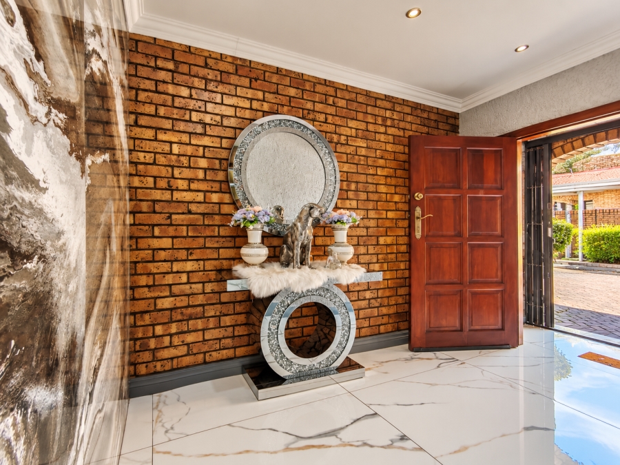 3 Bedroom Property for Sale in Vanderbijlpark SW 5 Gauteng
