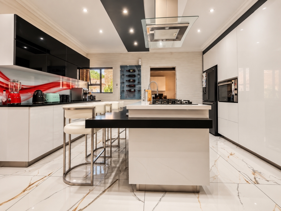 3 Bedroom Property for Sale in Vanderbijlpark SW 5 Gauteng