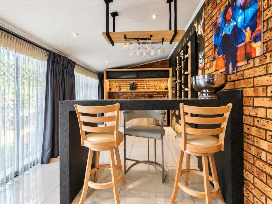 3 Bedroom Property for Sale in Vanderbijlpark SW 5 Gauteng