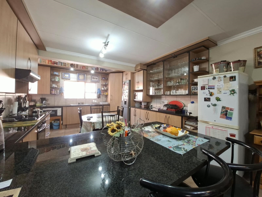 2 Bedroom Property for Sale in Three Rivers Gauteng