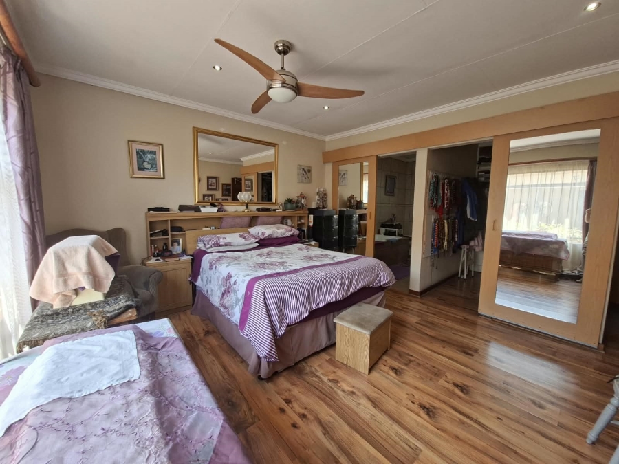 2 Bedroom Property for Sale in Three Rivers Gauteng