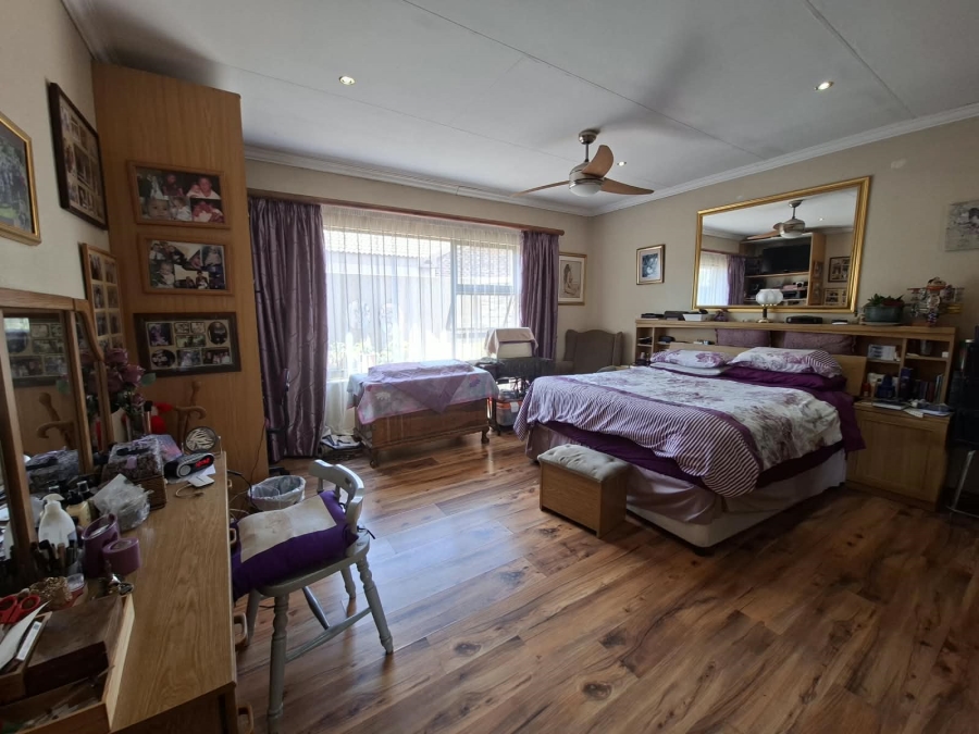 2 Bedroom Property for Sale in Three Rivers Gauteng