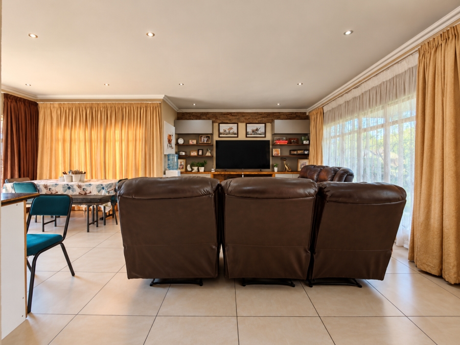 4 Bedroom Property for Sale in Risiville Gauteng