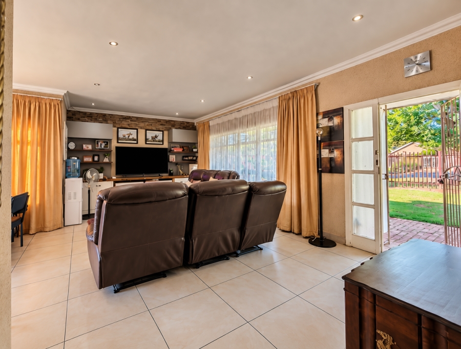 4 Bedroom Property for Sale in Risiville Gauteng