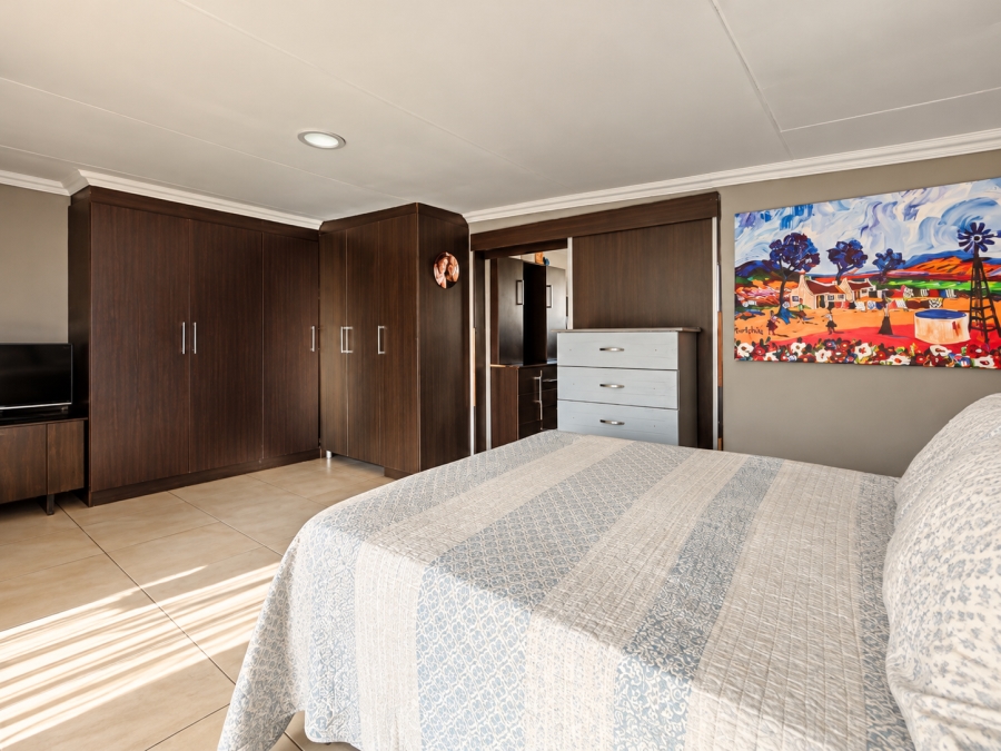 4 Bedroom Property for Sale in Risiville Gauteng