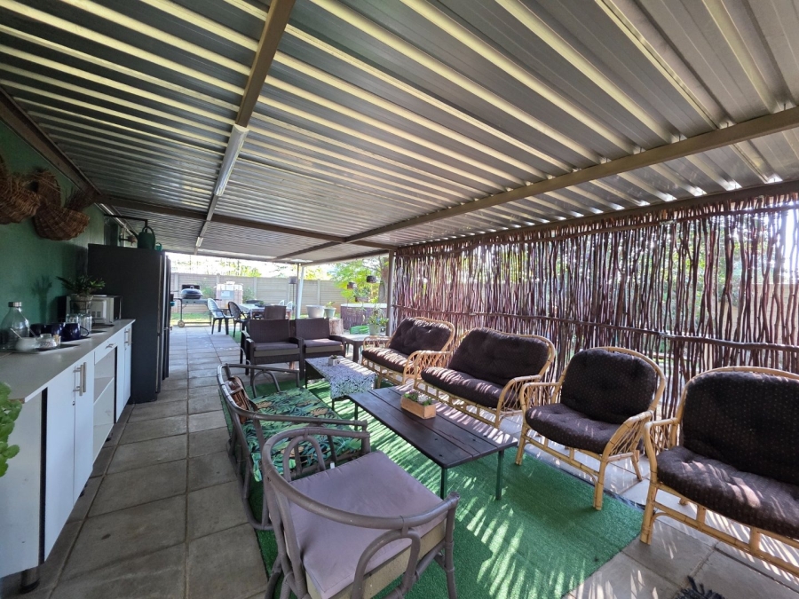 To Let 3 Bedroom Property for Rent in Kookrus Gauteng