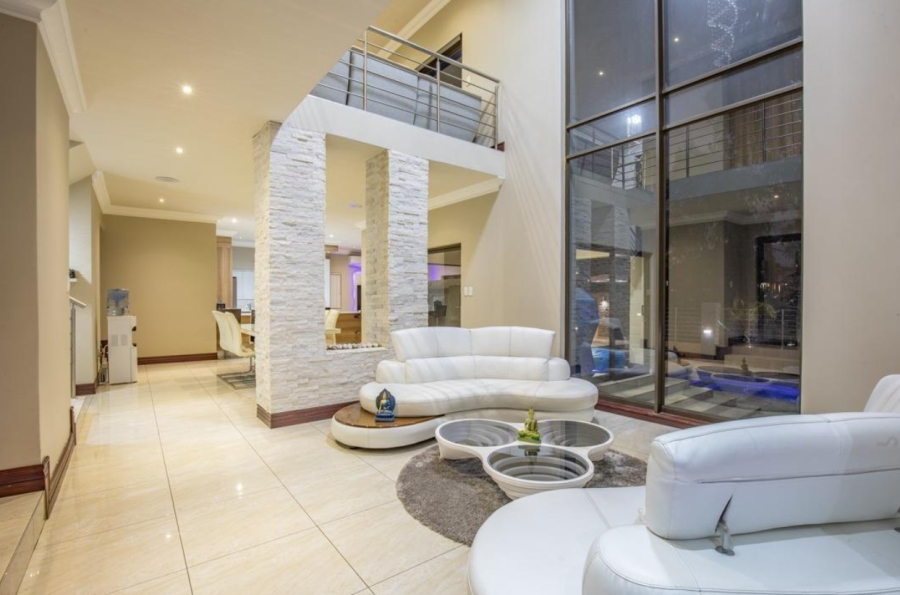 To Let 4 Bedroom Property for Rent in Blue Valley Golf Estate Gauteng