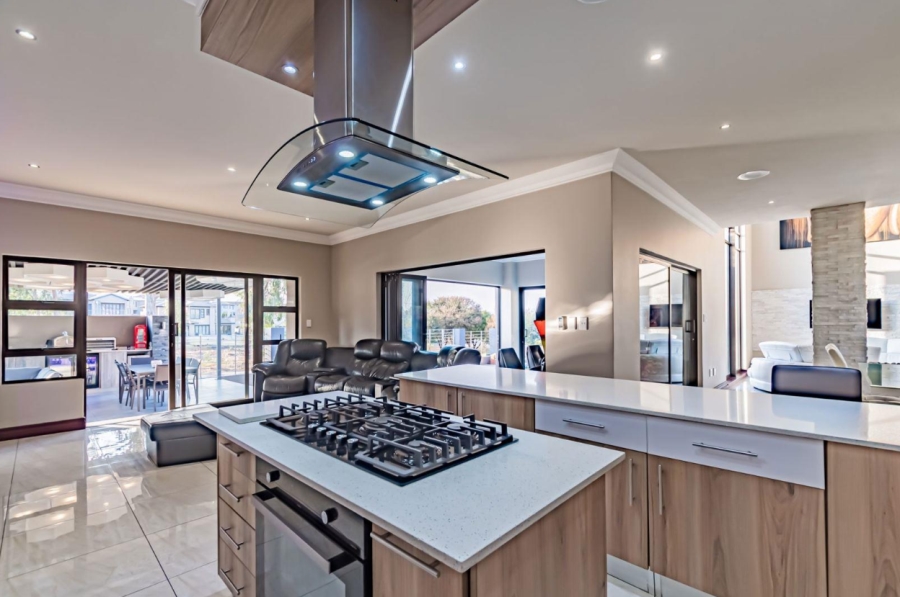 To Let 4 Bedroom Property for Rent in Blue Valley Golf Estate Gauteng