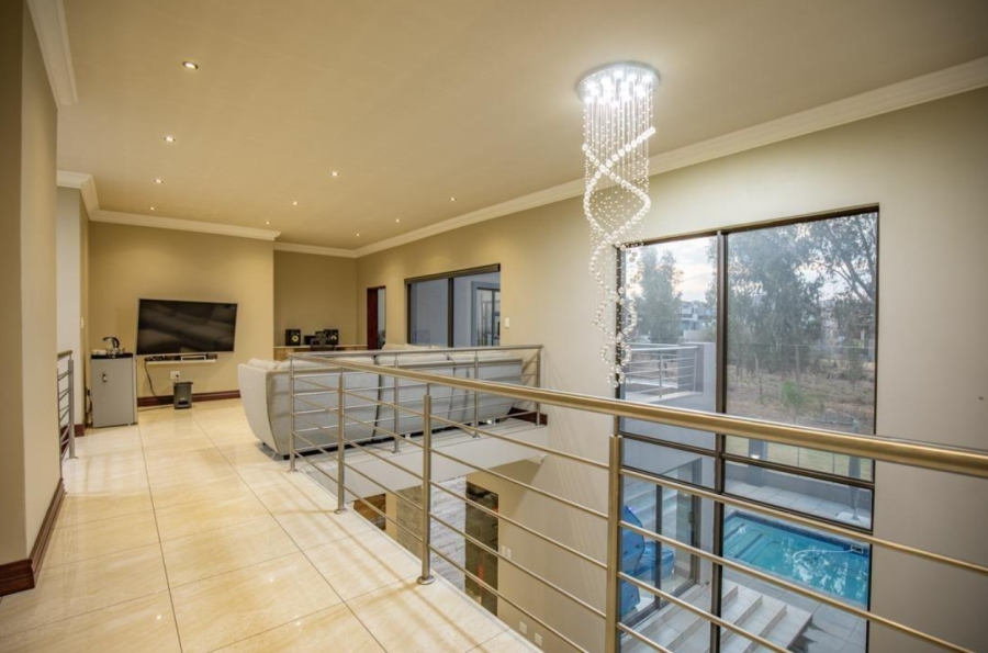 To Let 4 Bedroom Property for Rent in Blue Valley Golf Estate Gauteng