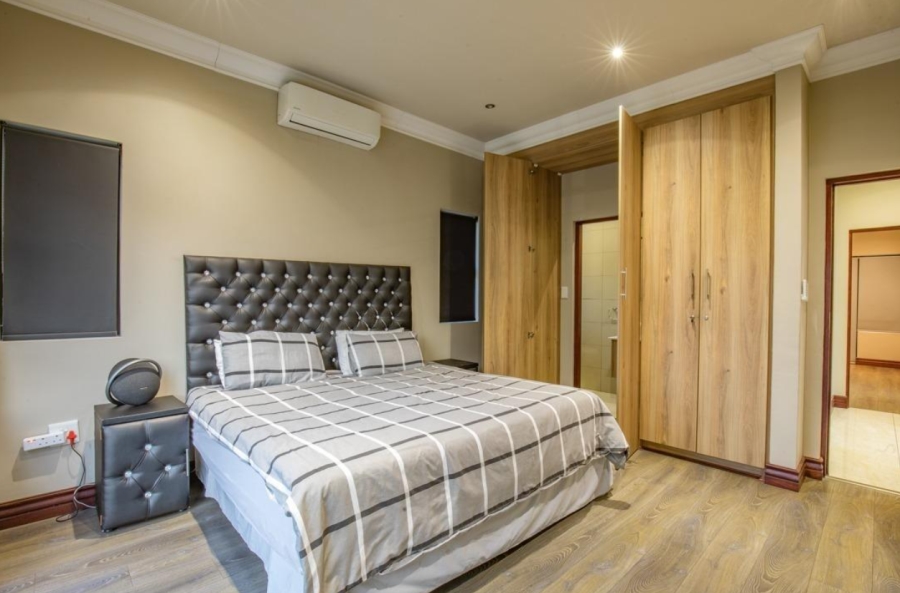 To Let 4 Bedroom Property for Rent in Blue Valley Golf Estate Gauteng