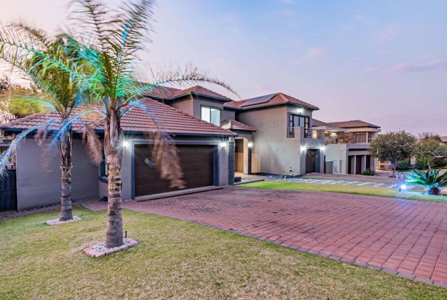 To Let 4 Bedroom Property for Rent in Blue Valley Golf Estate Gauteng