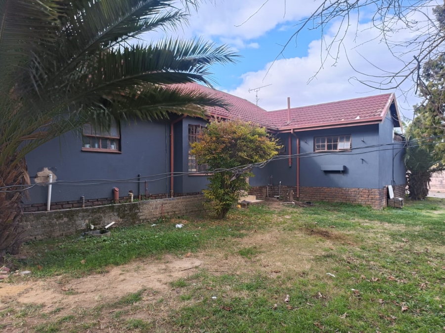 3 Bedroom Property for Sale in Birchleigh North Gauteng