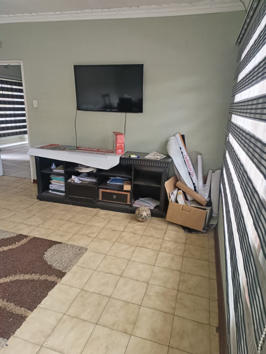 3 Bedroom Property for Sale in Birchleigh North Gauteng