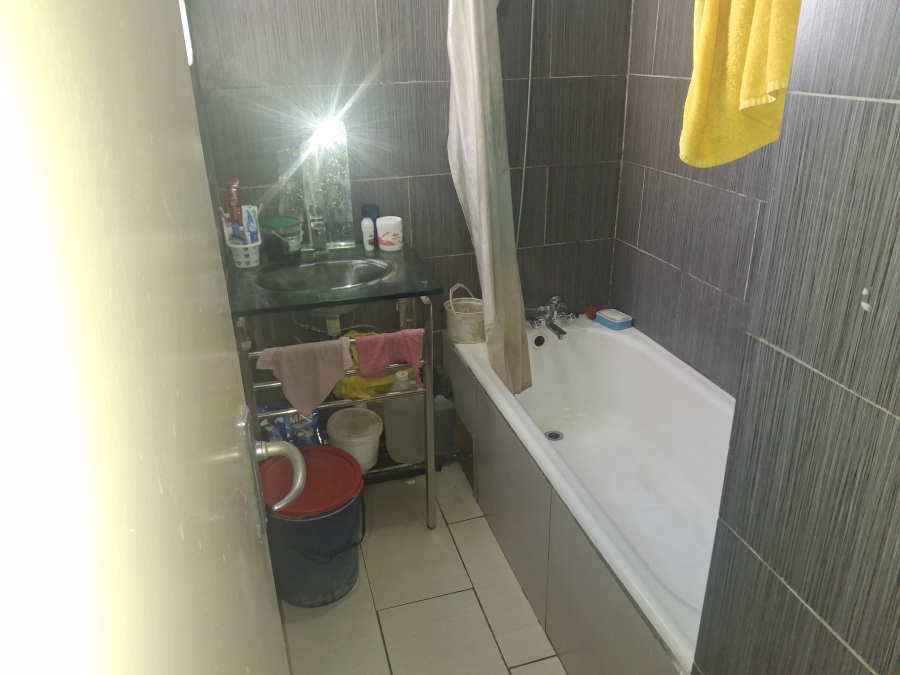 2 Bedroom Property for Sale in Kempton Park Central Gauteng