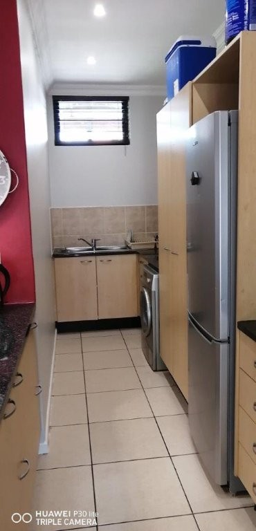To Let 2 Bedroom Property for Rent in Bryanston Gauteng