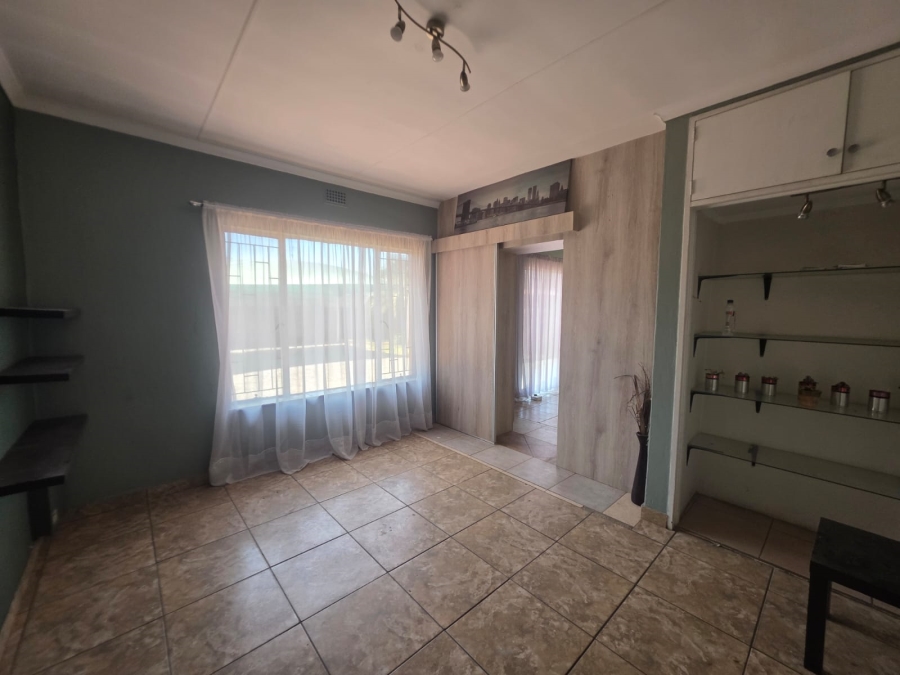 3 Bedroom Property for Sale in Vanderbijlpark SE 2 Gauteng