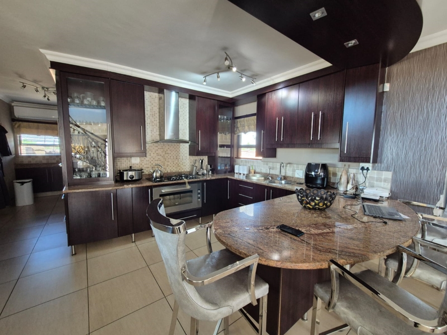 6 Bedroom Property for Sale in Vanderbijlpark SE 8 Gauteng