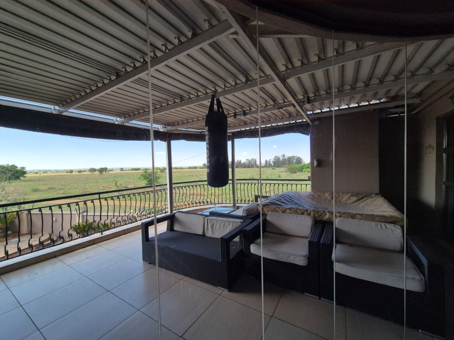 6 Bedroom Property for Sale in Vanderbijlpark SE 8 Gauteng