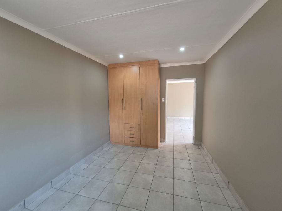 To Let 2 Bedroom Property for Rent in Brakpan Central Gauteng