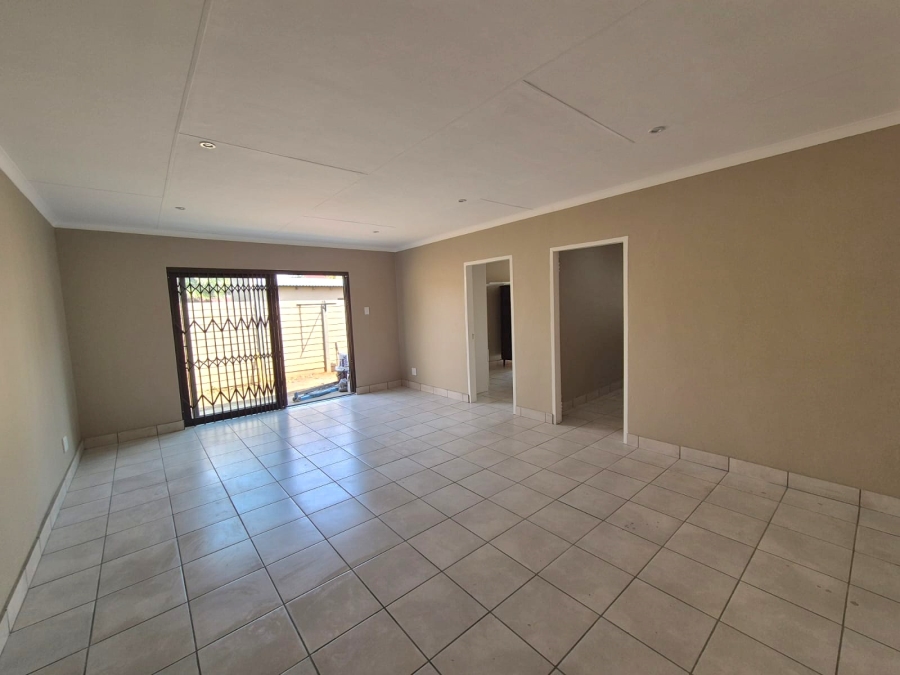 To Let 2 Bedroom Property for Rent in Brakpan Central Gauteng