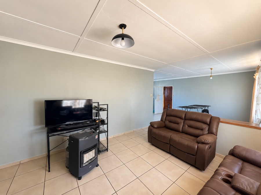 To Let 3 Bedroom Property for Rent in Minnebron Gauteng