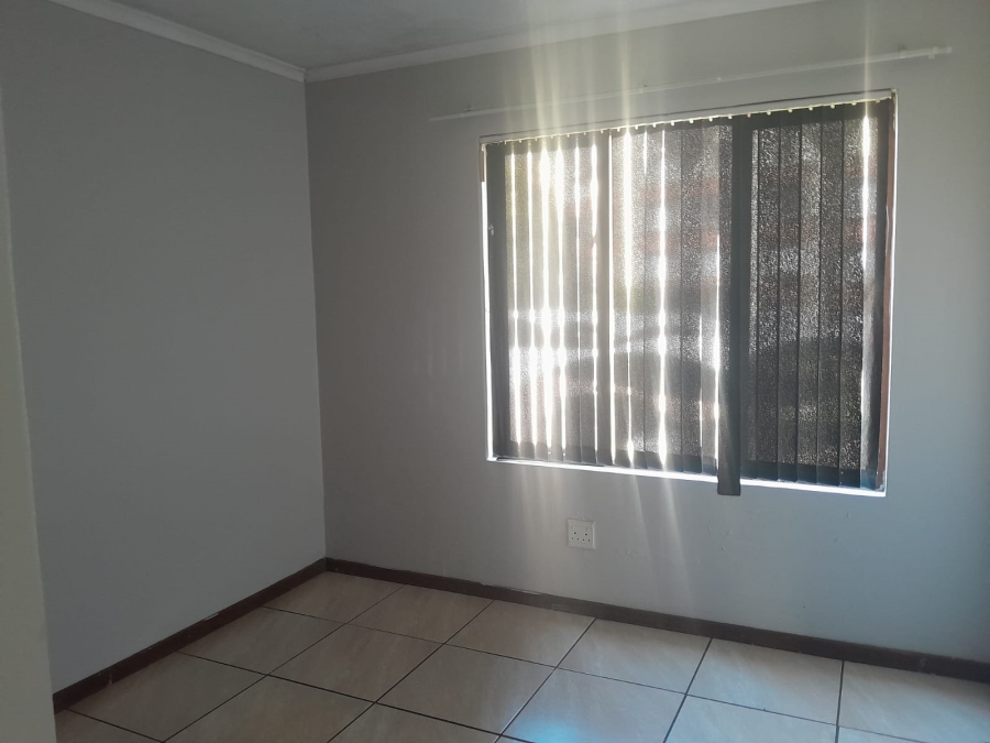 2 Bedroom Property for Sale in Zambezi Manor Lifestyle Estate Gauteng