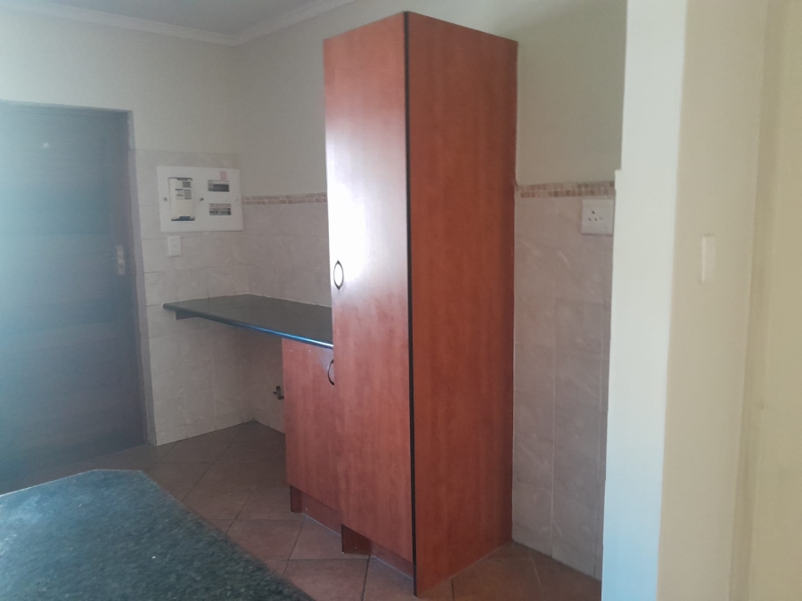 2 Bedroom Property for Sale in Zambezi Manor Lifestyle Estate Gauteng