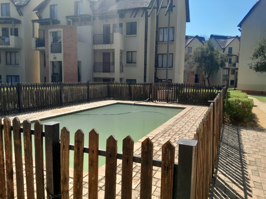 2 Bedroom Property for Sale in Zambezi Manor Lifestyle Estate Gauteng