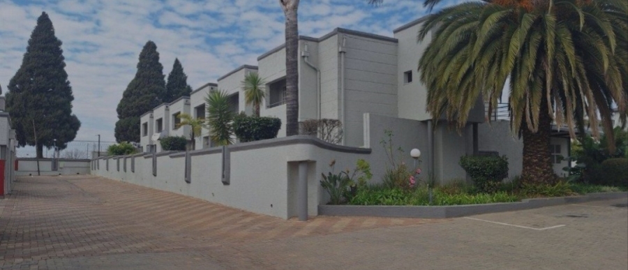 3 Bedroom Property for Sale in Oakdene Gauteng
