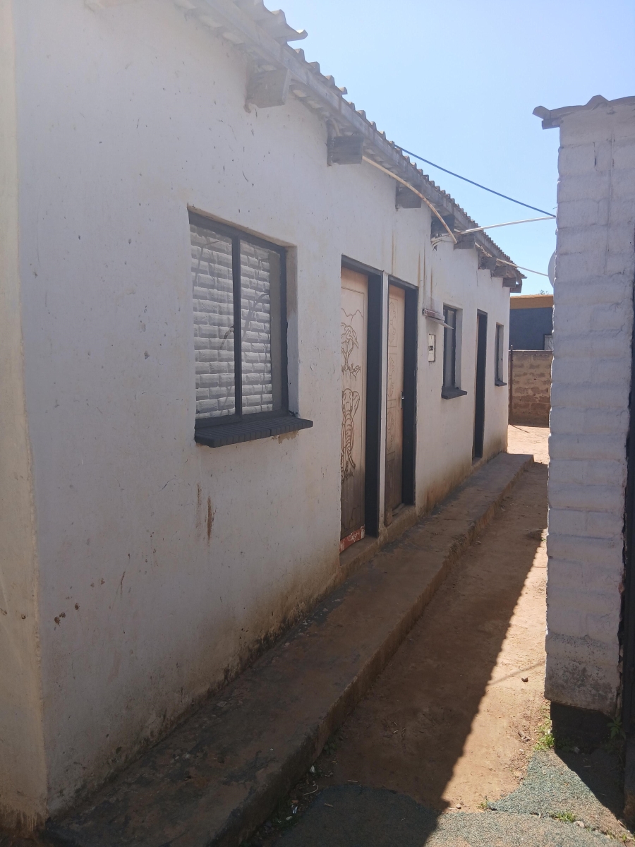 2 Bedroom Property for Sale in Drieziek Gauteng