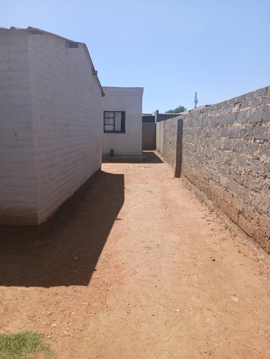 2 Bedroom Property for Sale in Drieziek Gauteng