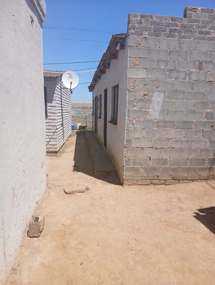 2 Bedroom Property for Sale in Drieziek Gauteng