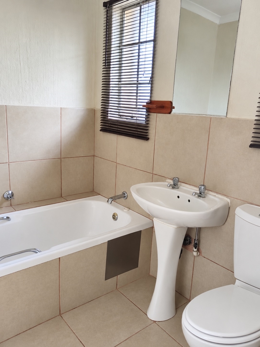 1 Bedroom Property for Sale in Dalpark Gauteng