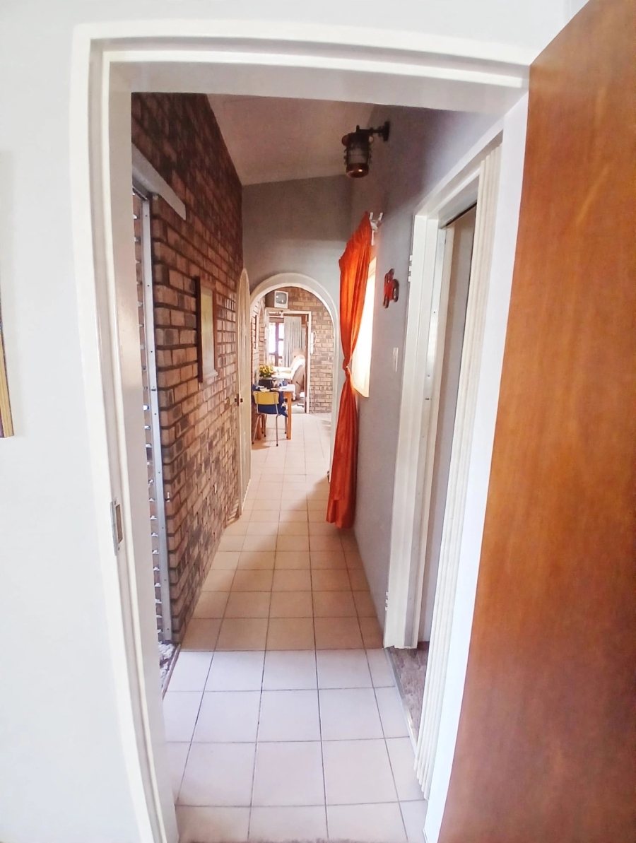 3 Bedroom Property for Sale in Casseldale Gauteng