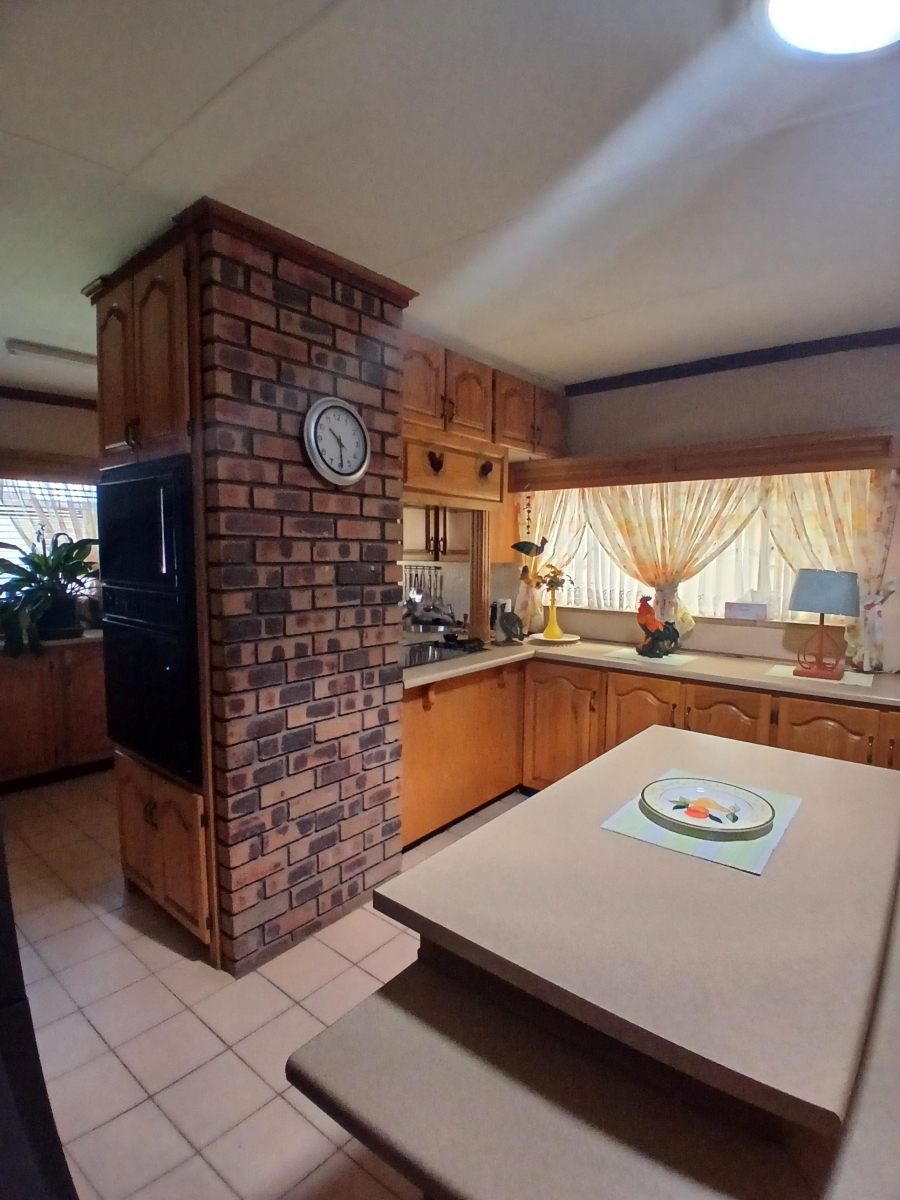 3 Bedroom Property for Sale in Casseldale Gauteng