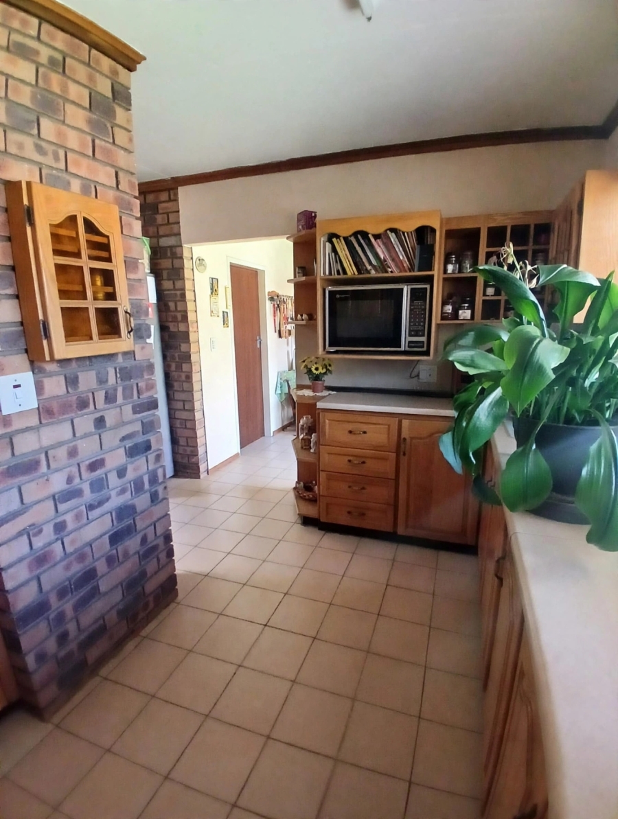 3 Bedroom Property for Sale in Casseldale Gauteng