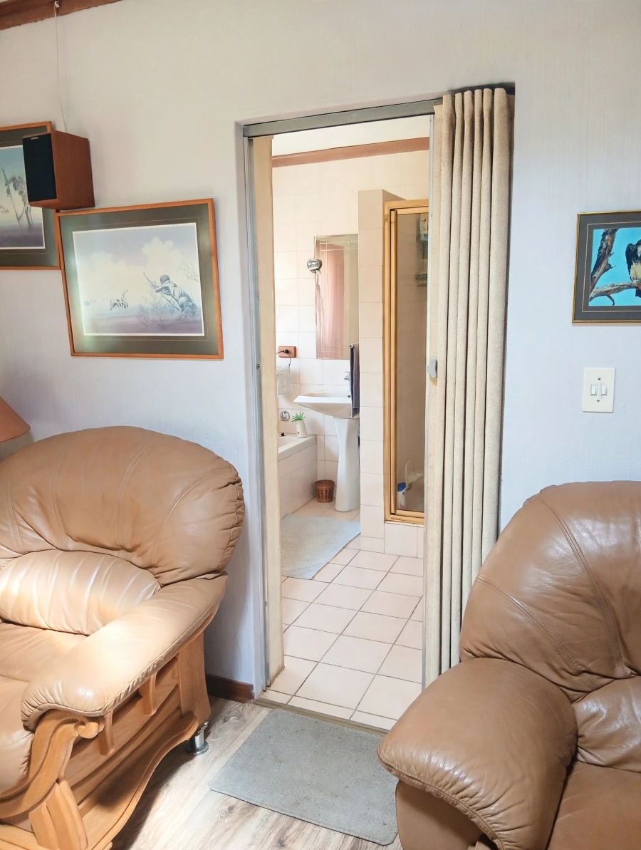 3 Bedroom Property for Sale in Casseldale Gauteng