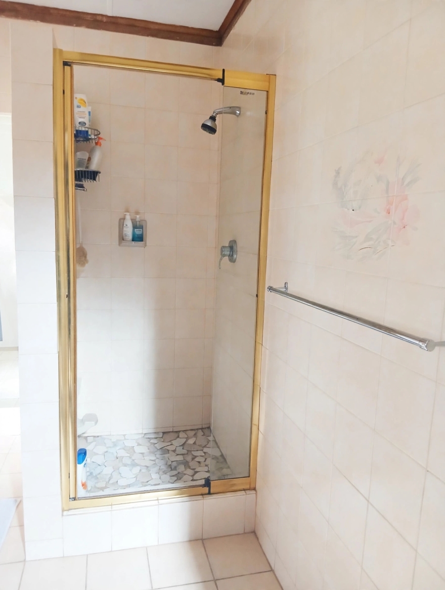3 Bedroom Property for Sale in Casseldale Gauteng