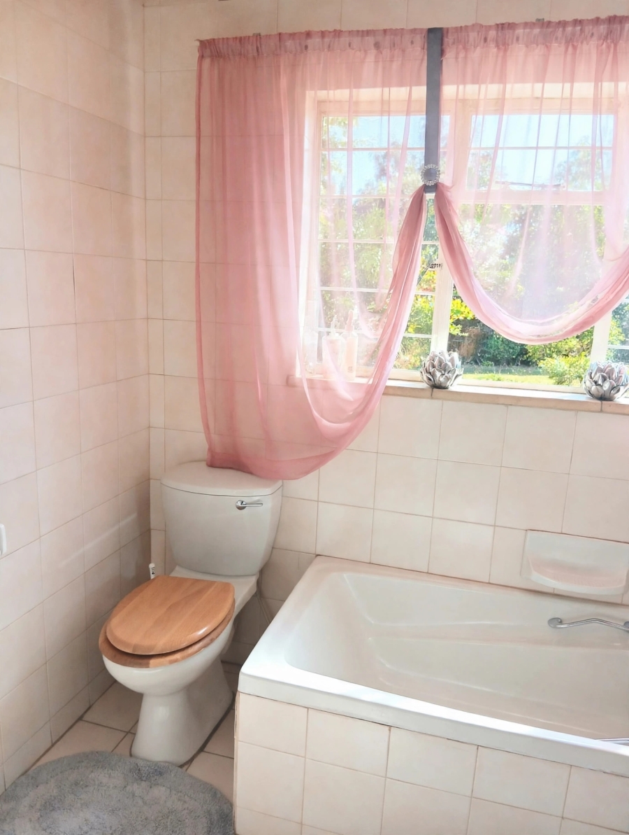 3 Bedroom Property for Sale in Casseldale Gauteng